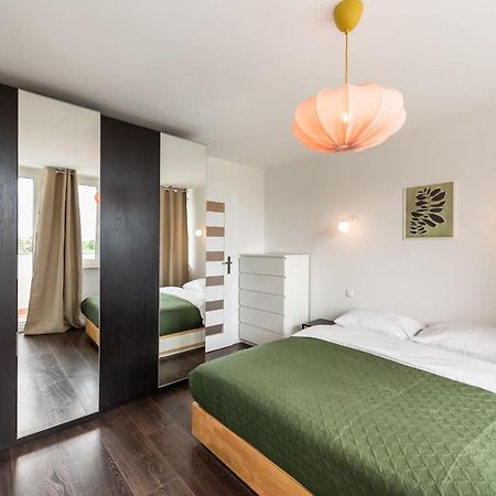 Saska Kepa Green Apartment Varsó Kültér fotó